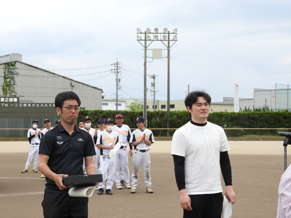 表彰式 3位のザクシスヤズと大和環境分析センター