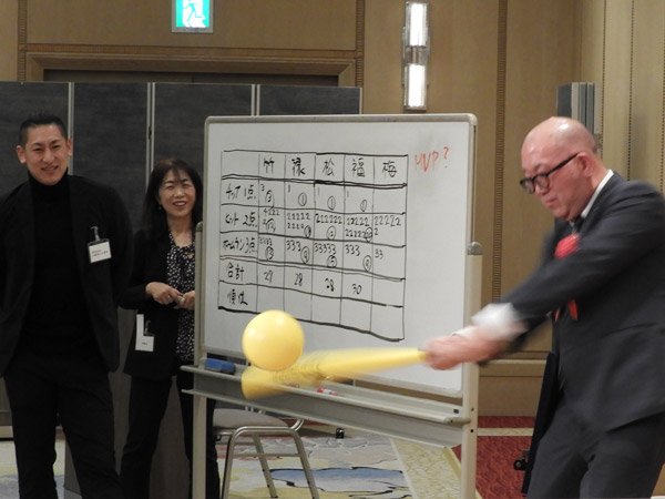 懇親会の様子